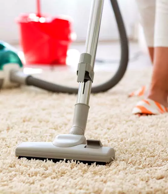 vacuuming-carpets-6532b6845aaa2